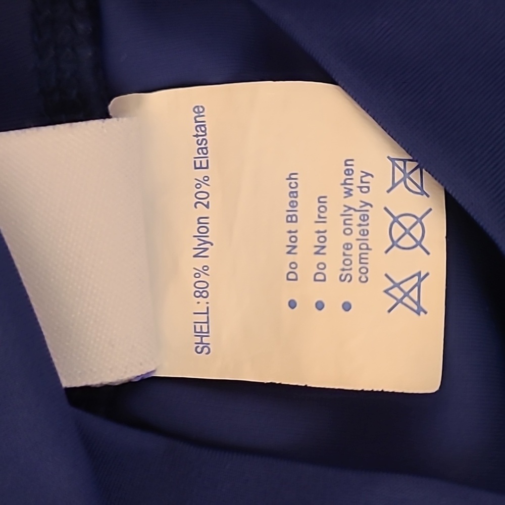 Sassa Rash Guards - Picture 6 of 6